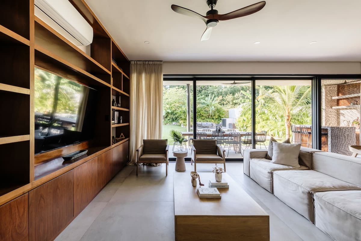 Living room 1