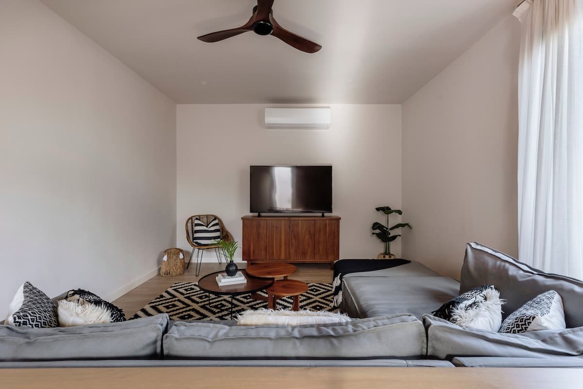 Living room 2